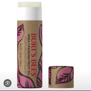 Burt's Bees-Shea + Passion Fruit Oil Lip Balm